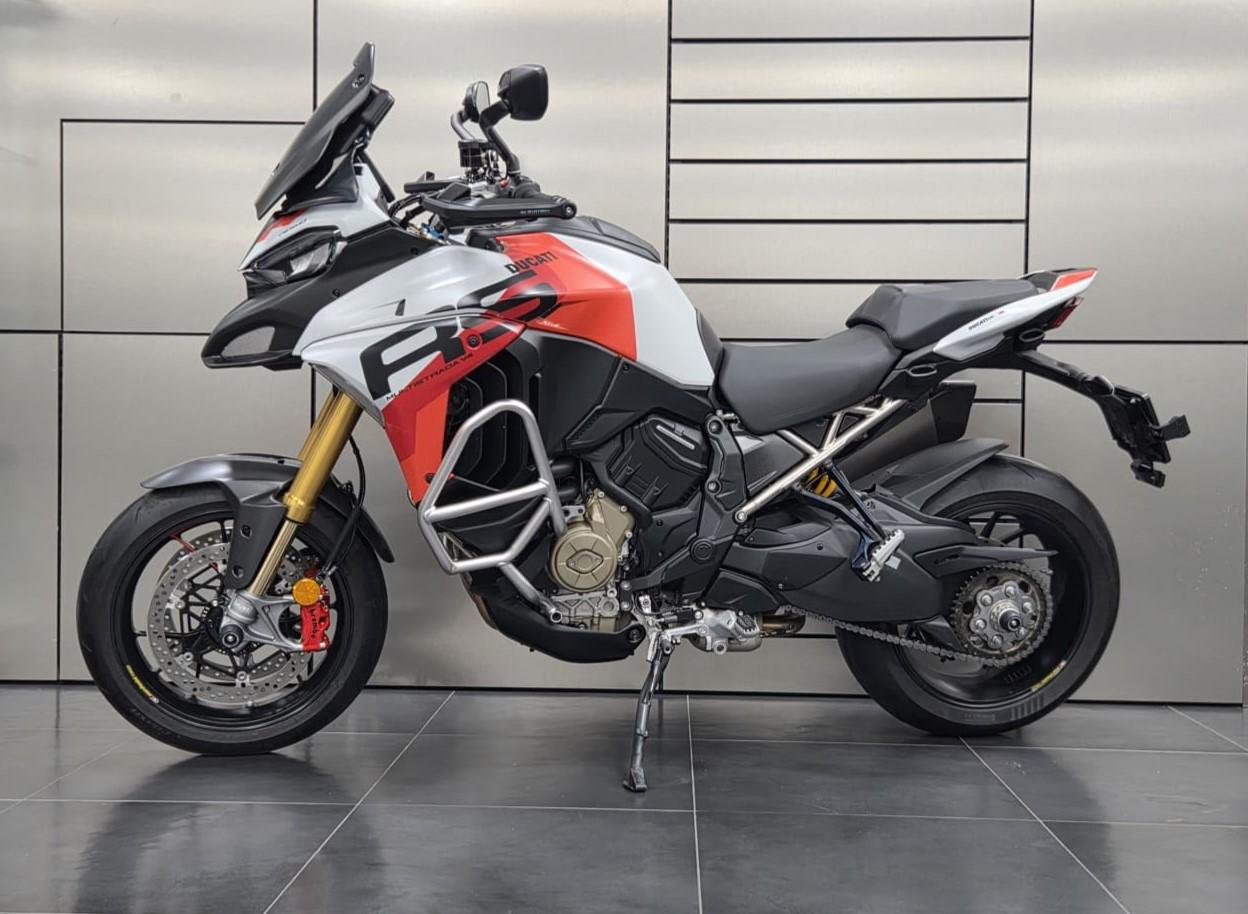 Мотоцикл Ducati Multistrada V4 S I поколение Multistrada V4 S Base Белый 2024 с пробегом 4 964 км
