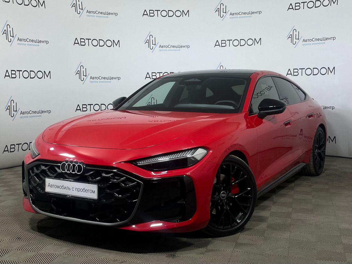 Автомобиль Audi A5 III поколение (B10) 2.0 AMT 4WD (204 л.с.) Base Красный 2025 с пробегом 276 км