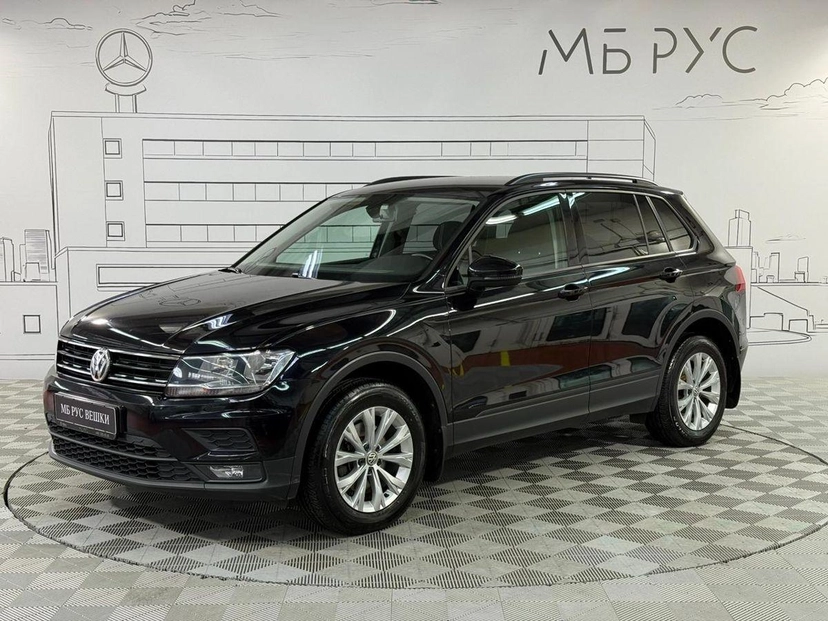 Автомобиль Volkswagen Tiguan II поколение 1.4 MT (125 л.с.) Comfortline Чёрный 2018 с пробегом 38 500 км