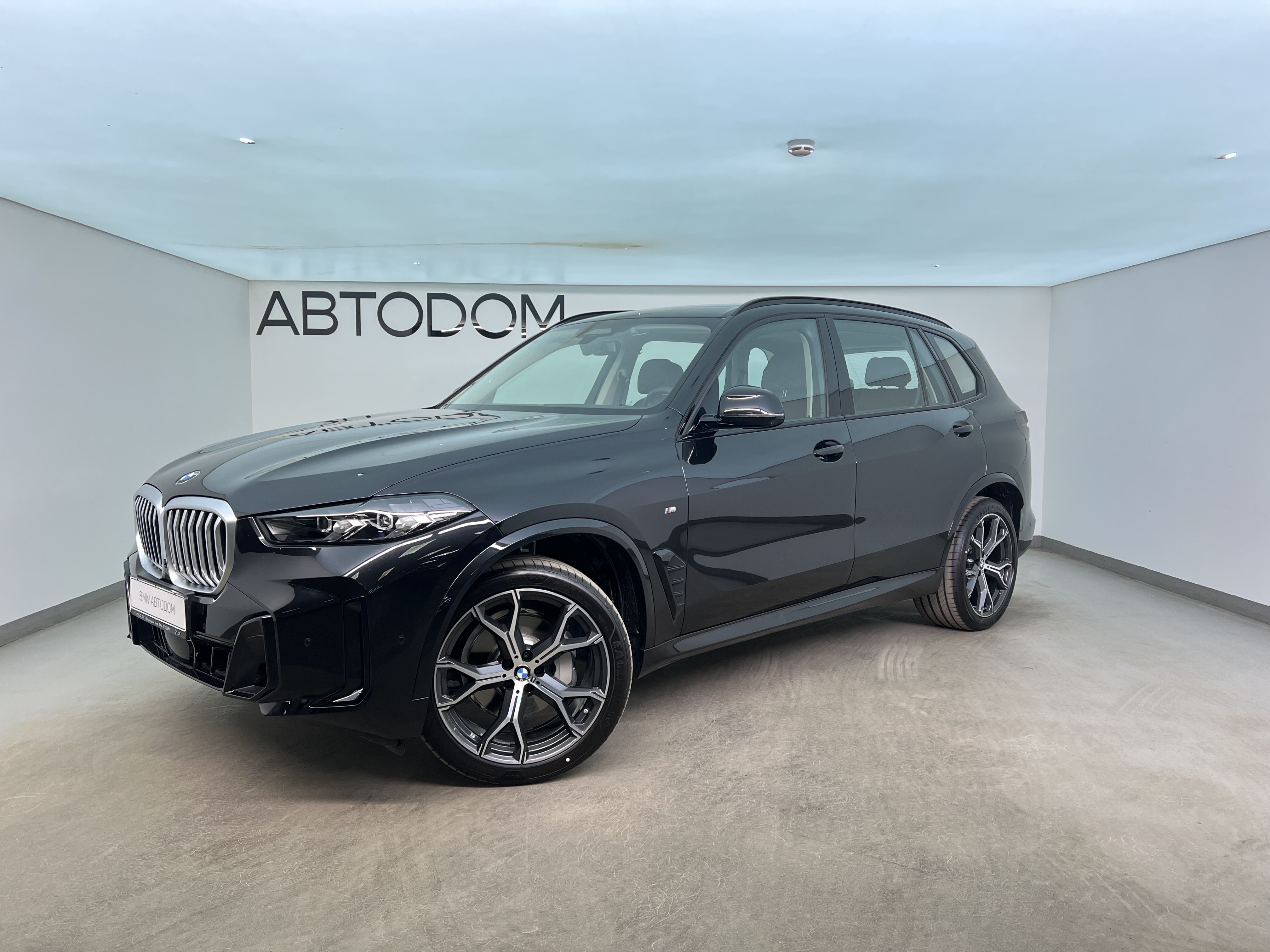 BMW X5 IV (G05) [рестайлинг] 2.0 AT 4WD (258 л.с.) xDrive30Li Чёрный 2025 