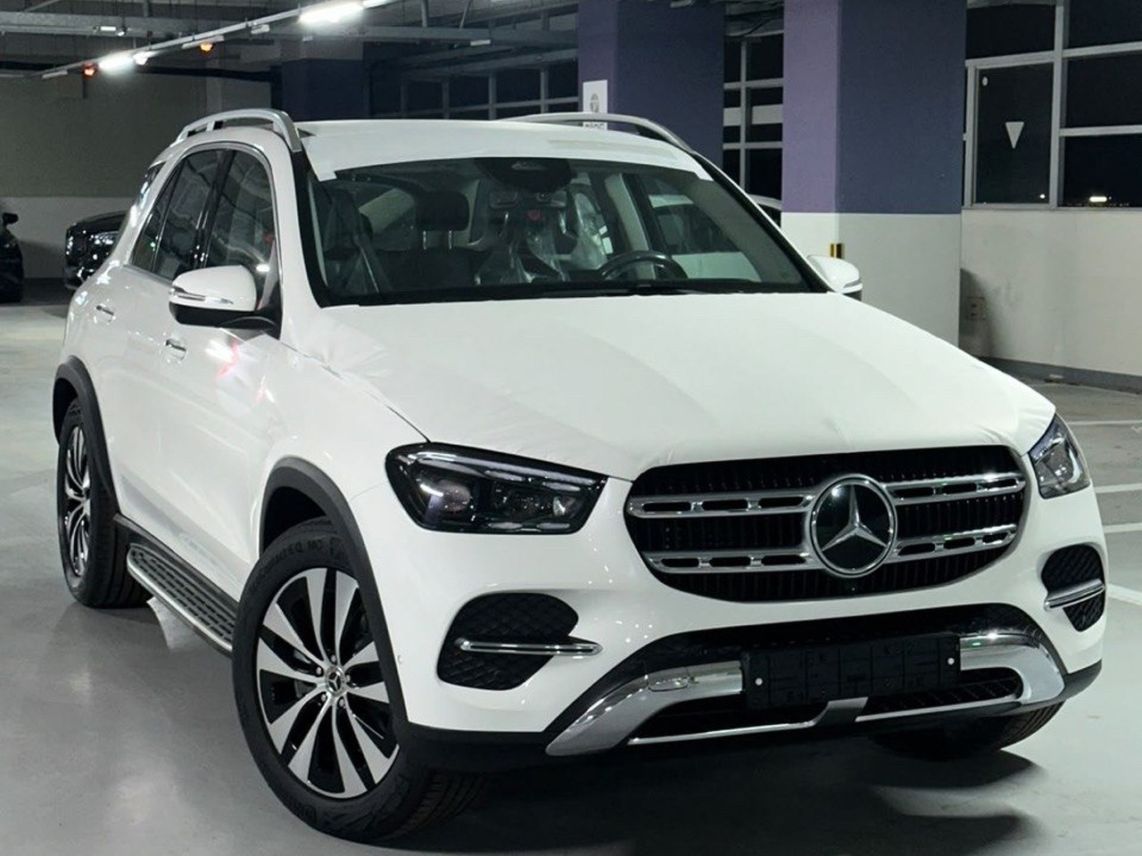 Mercedes-Benz GLE II (V167) [рестайлинг] 300 2.0d AT 4Matic (269 л.с.) Base Белый 2026 