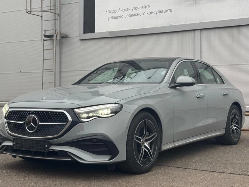 Автомобиль Mercedes-Benz E-Класс VI поколение (W214/S214) 2.0 AT 4Matic (258 л.с.) AMG Line Серый 2025