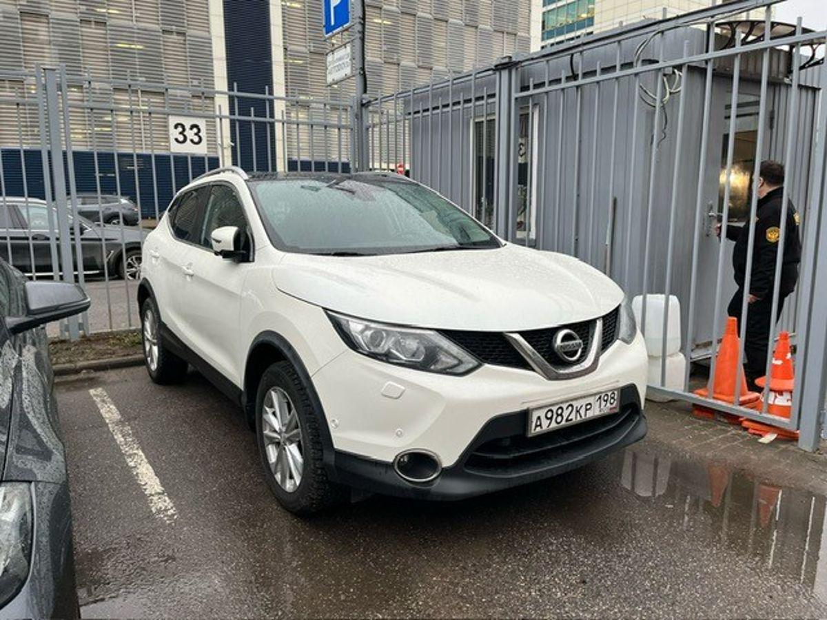 Nissan Qashqai II поколение 2.0 CVT 4WD (144 л.с.) LE Top Белый 2018 с пробегом 131 833 км