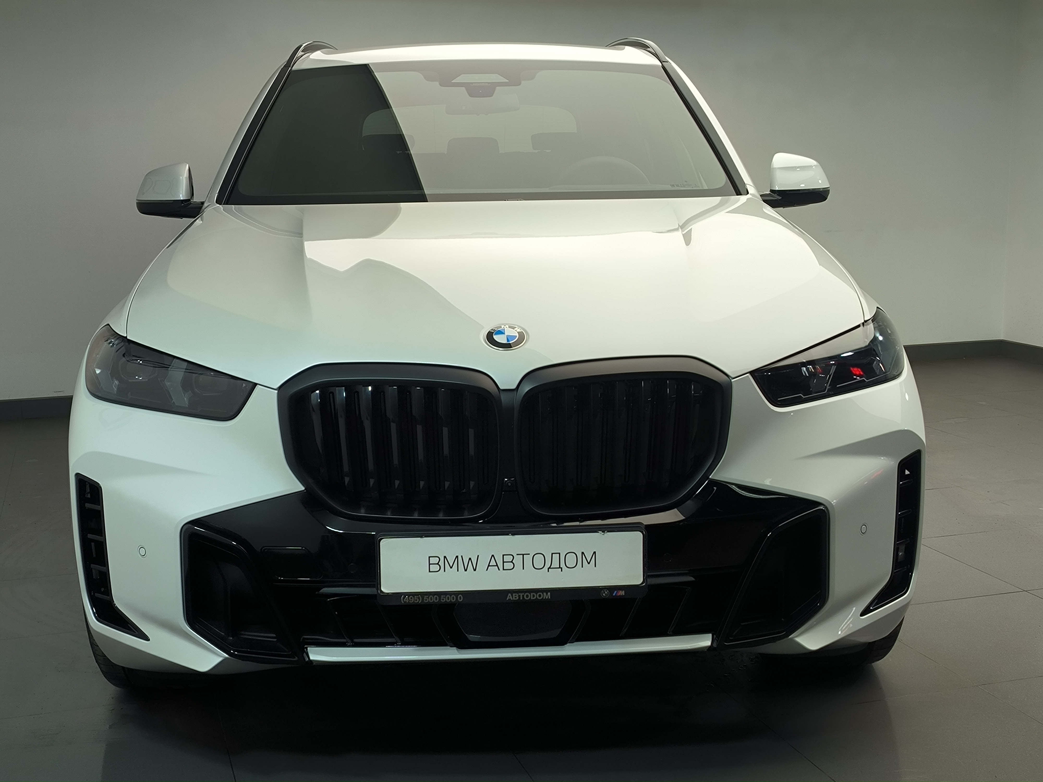 Автомобиль BMW X5 IV (G05) [рестайлинг] 3.0d AT 4WD (340 л.с.) Base Белый 2025 