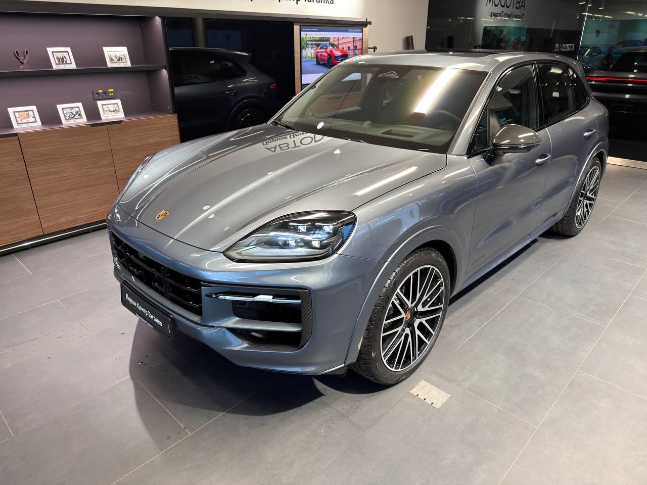 Porsche Cayenne III [рестайлинг] GTS 4.0 AT 4WD (500 л.с.) GTS Серый 2026 