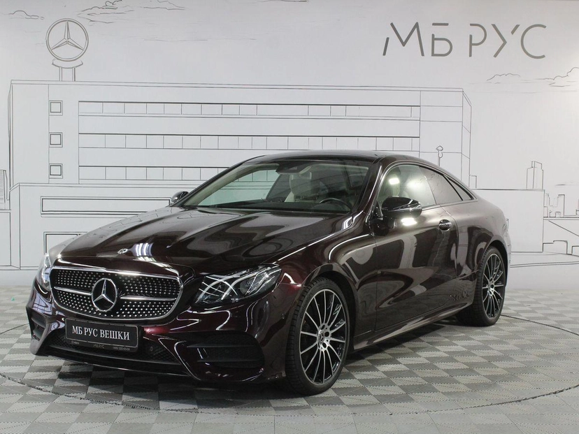 Автомобиль Mercedes-Benz E-Класс V поколение (W213/S213/C238) 200 2.0 AT 4Matic (184 л.с.) Sport Красный 2018 с пробегом 32 804 км