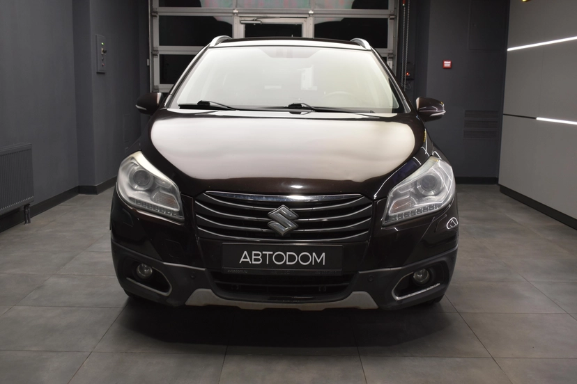 Автомобиль Suzuki SX4 II поколение 1.6 CVT (117 л.с.) Base Коричневый 2014 с пробегом 96 818 км