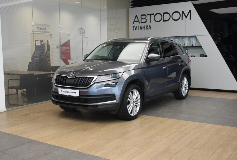 Автомобиль Skoda Kodiaq I поколение 2.0 AMT 4WD (180 л.с.) Style Серый 2019 с пробегом 58 980 км