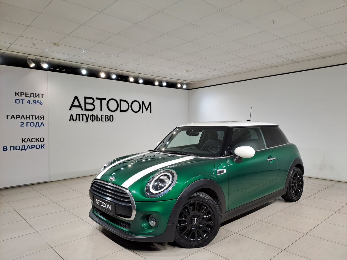 Автомобиль MINI Hatch III (F55/F56) [рестайлинг] Cooper 1.5 AMT (136 л.с.) Cooper Зелёный 2019 с пробегом 53 010 км
