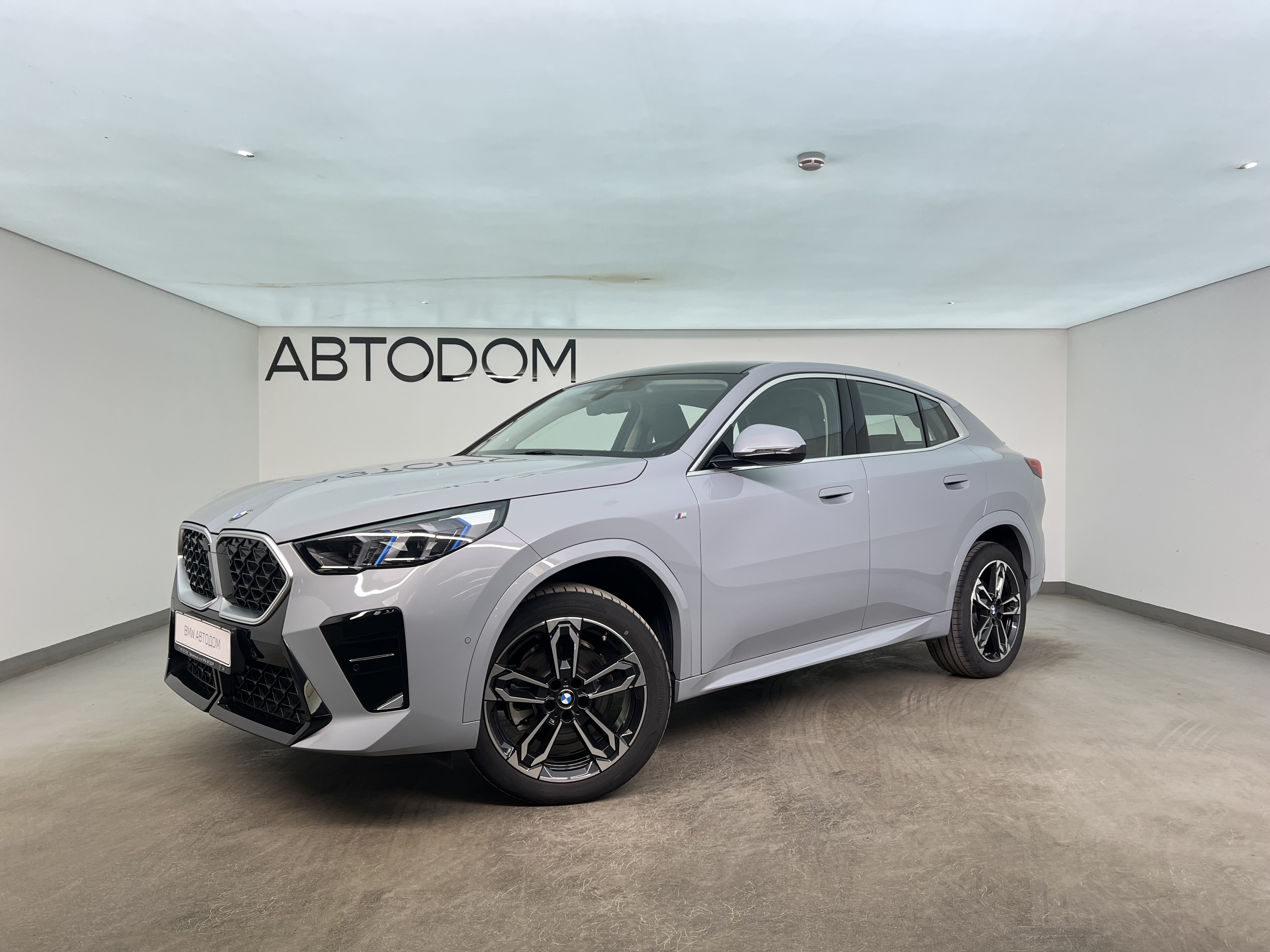 BMW X2 II поколение (U10) 2.0 AMT (204 л.с.) sDrive25i Серый 2024 