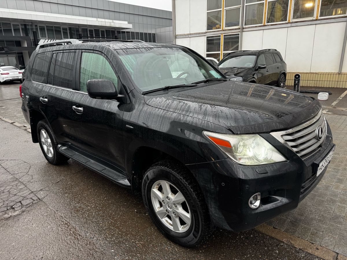 Автомобиль Lexus LX III поколение 570 5.7 AT 4WD (367 л.с.) Base Чёрный 2008 с пробегом 264 303 км