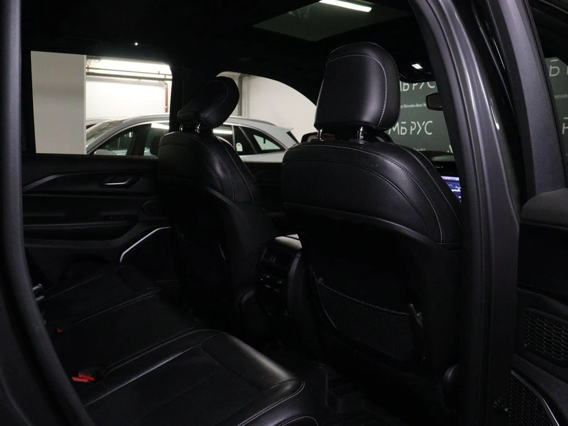 Автомобиль Jeep Grand Cherokee V поколение (WL) 2.0 AT 4WD (272 л.с.) Limited Серый 2023 с пробегом 42 000 км