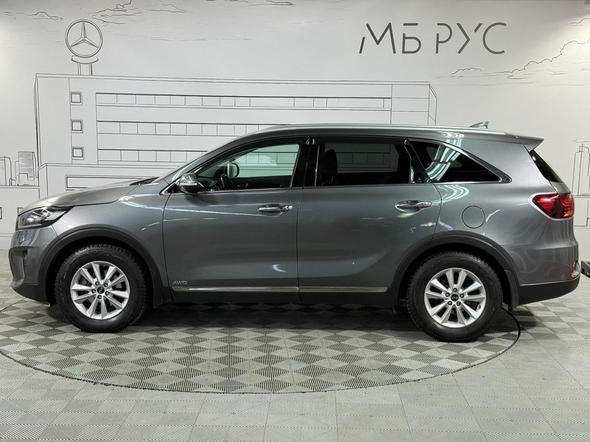 Автомобиль Kia Sorento III [рестайлинг] 2.2d AT 4WD (200 л.с.) Luxe Серый 2018 с пробегом 158 000 км