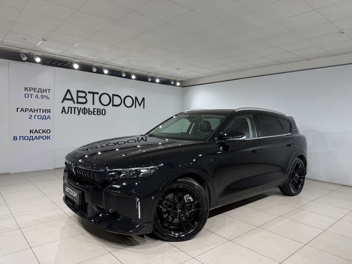 Автомобиль Voyah Free I [рестайлинг] 1.5hyb AT 4WD (490 л.с.) Ultra Long Smart Чёрный 2023 с пробегом 18 663 км