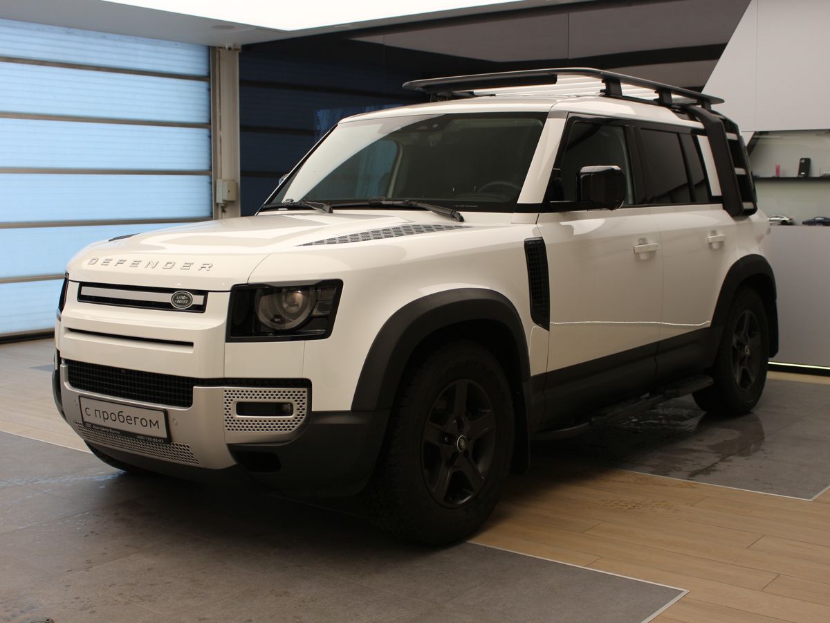 Автомобиль Land Rover Defender II поколение 2.0d AT 4WD (200 л.с.) Base Белый 2022 с пробегом 25000 км