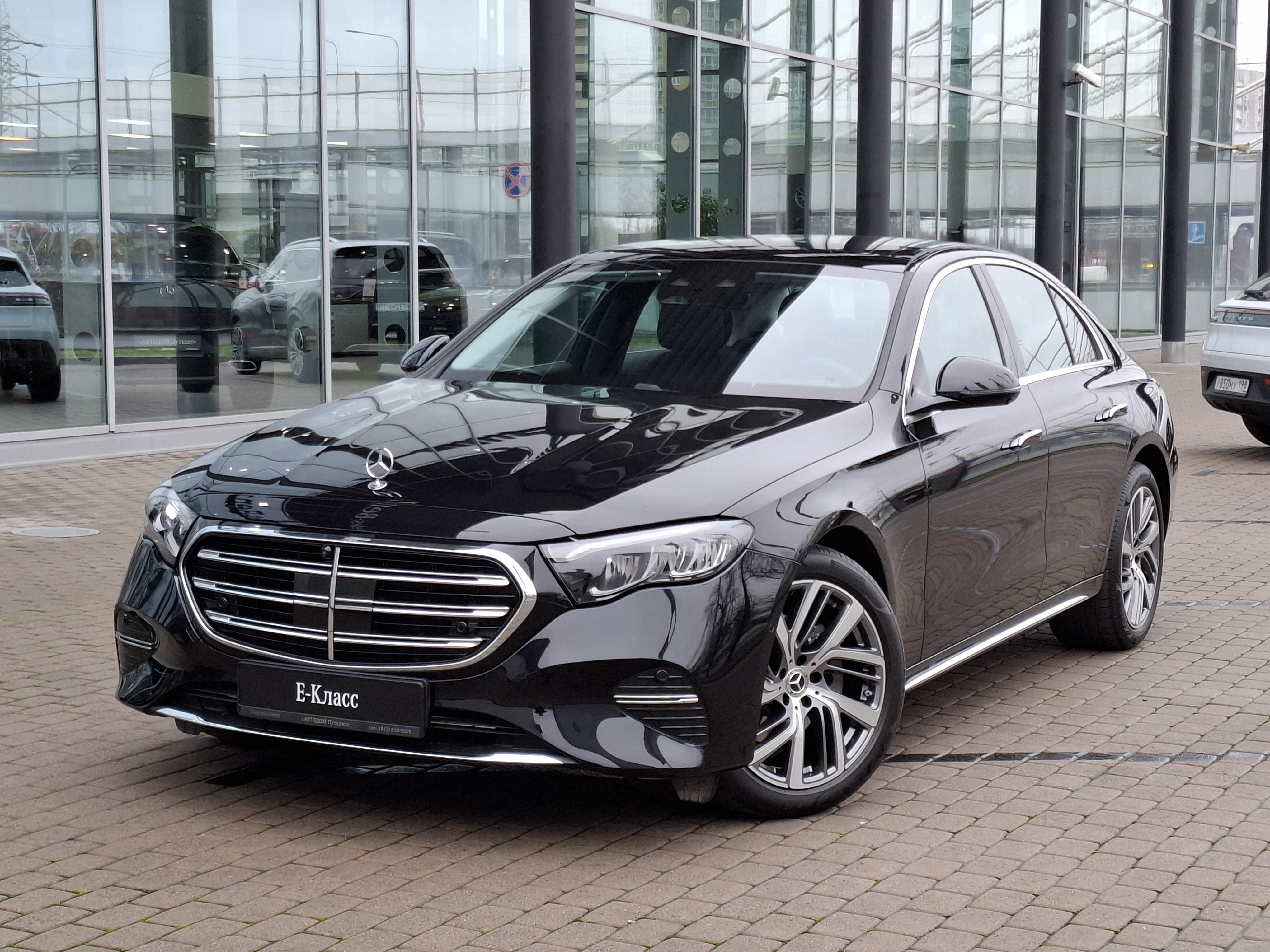 Автомобиль Mercedes-Benz E-Класс VI поколение (W214/S214) 2.0d AT 4Matic (197 л.с.) Base Чёрный 2024 