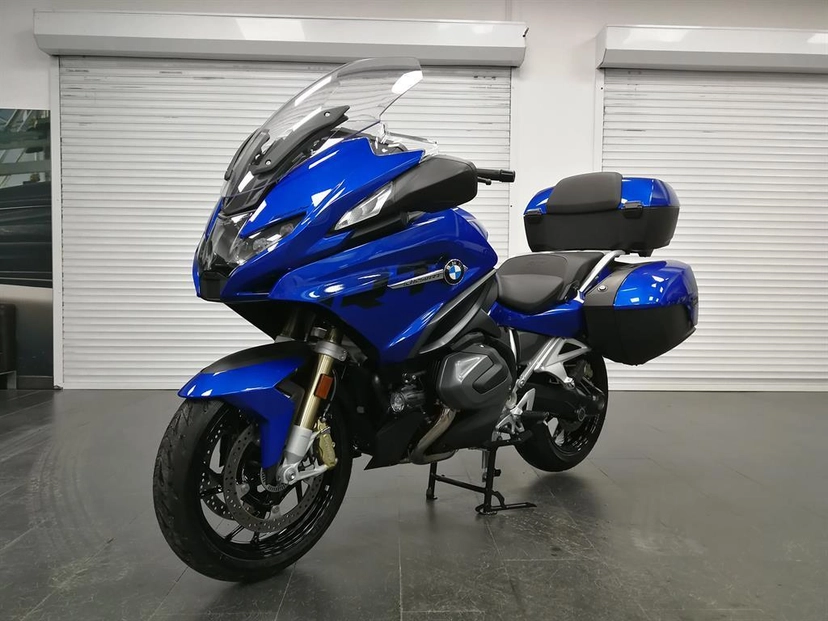 Мотоцикл BMW Motorrad R 1250 RT II поколение R 1250 RT Base Синий 2022 с пробегом 1 971 км