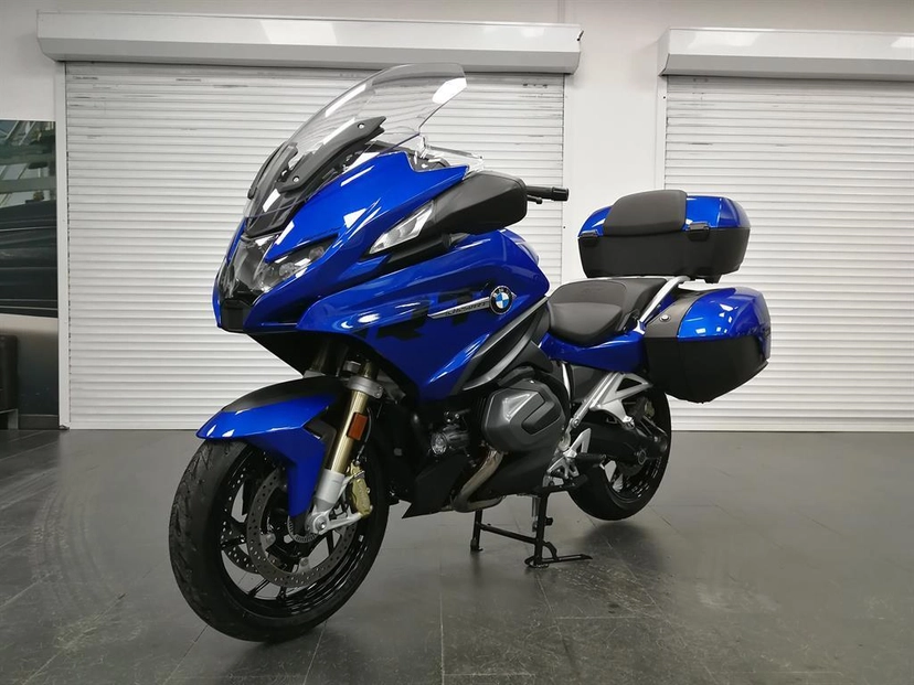 Мотоцикл BMW Motorrad R 1250 RT II поколение R 1250 RT Base Синий 2022 с пробегом 1 971 км