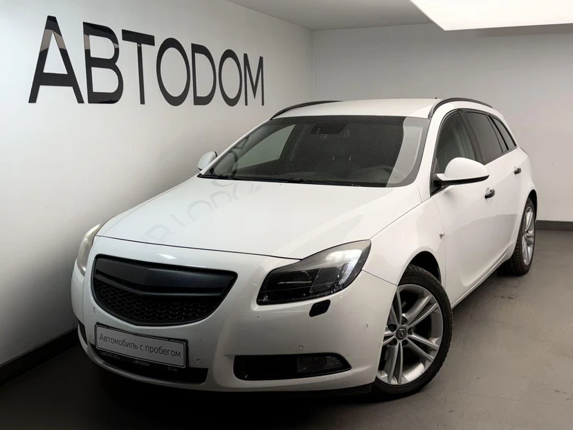 Opel Insignia I поколение 2.0 AT (220 л.с.) Cosmo Белый 2013 с пробегом 199 313 км