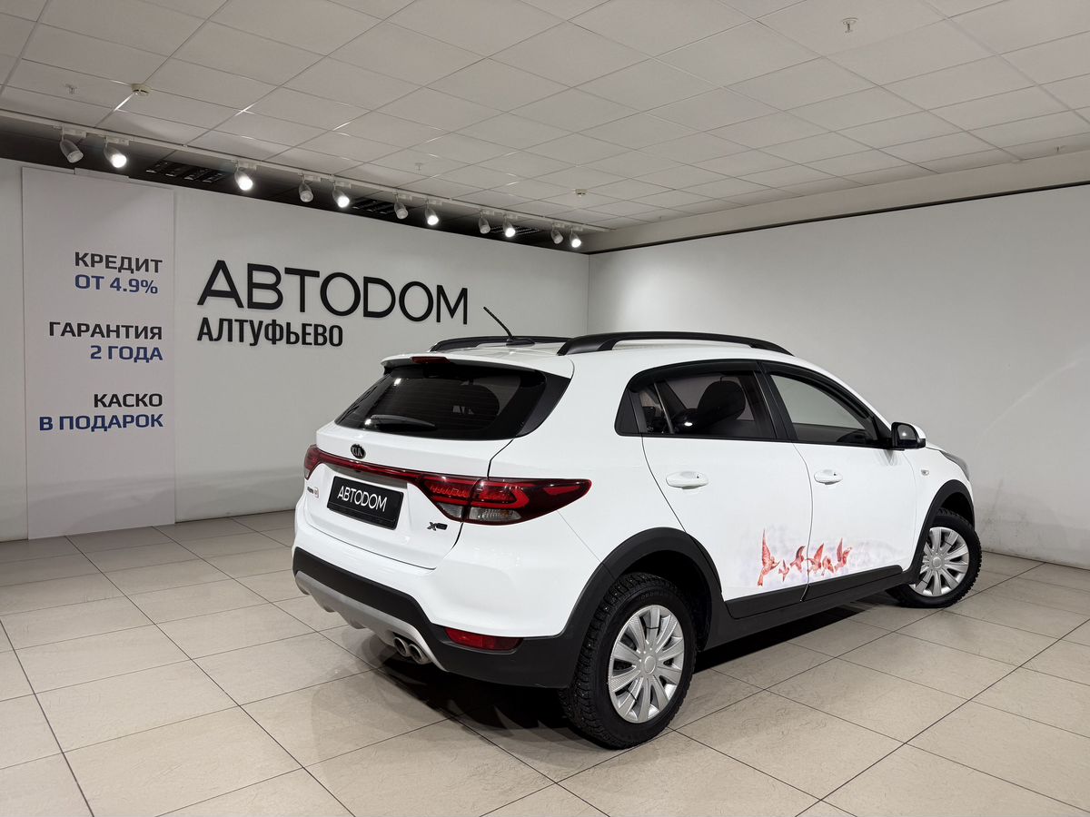 Автомобиль Kia Rio IV поколение 1.6 AT (123 л.с.) Luxe RED Line Белый 2019 с пробегом 130 195 км