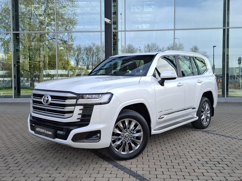 Toyota Land Cruiser X (J300) 3.5 AT 4WD (415 л.с.) Base Белый 2025
