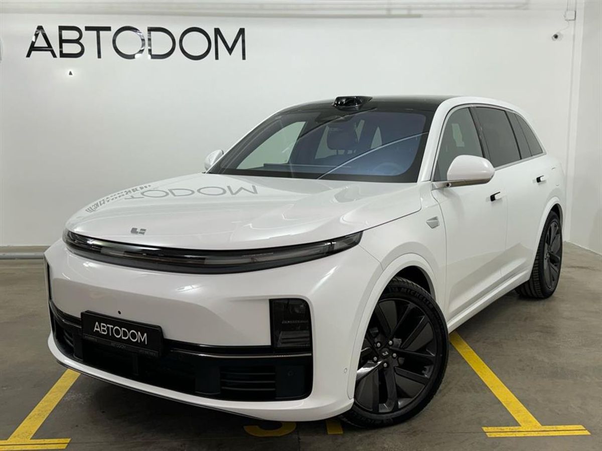Автомобиль LiXiang L7 I [рестайлинг] 52.3 kWh 1.5hyb AT 4WD (449 л.с.) Ultra Белый 2025 