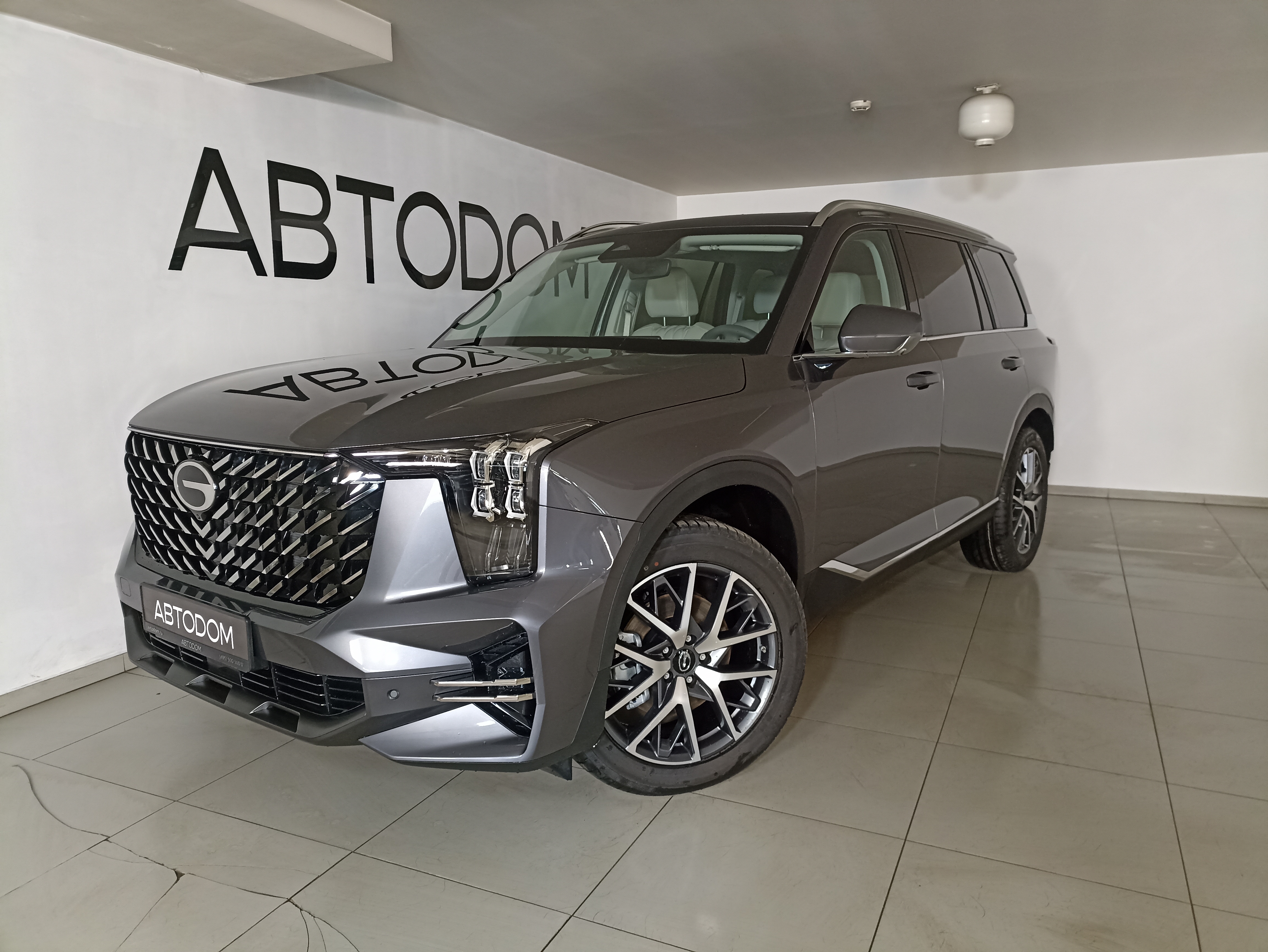 Автомобиль ГАК Джи Эс 8 II поколение 2.0 AT 4WD (231 л.с.) GT Серый 2025 