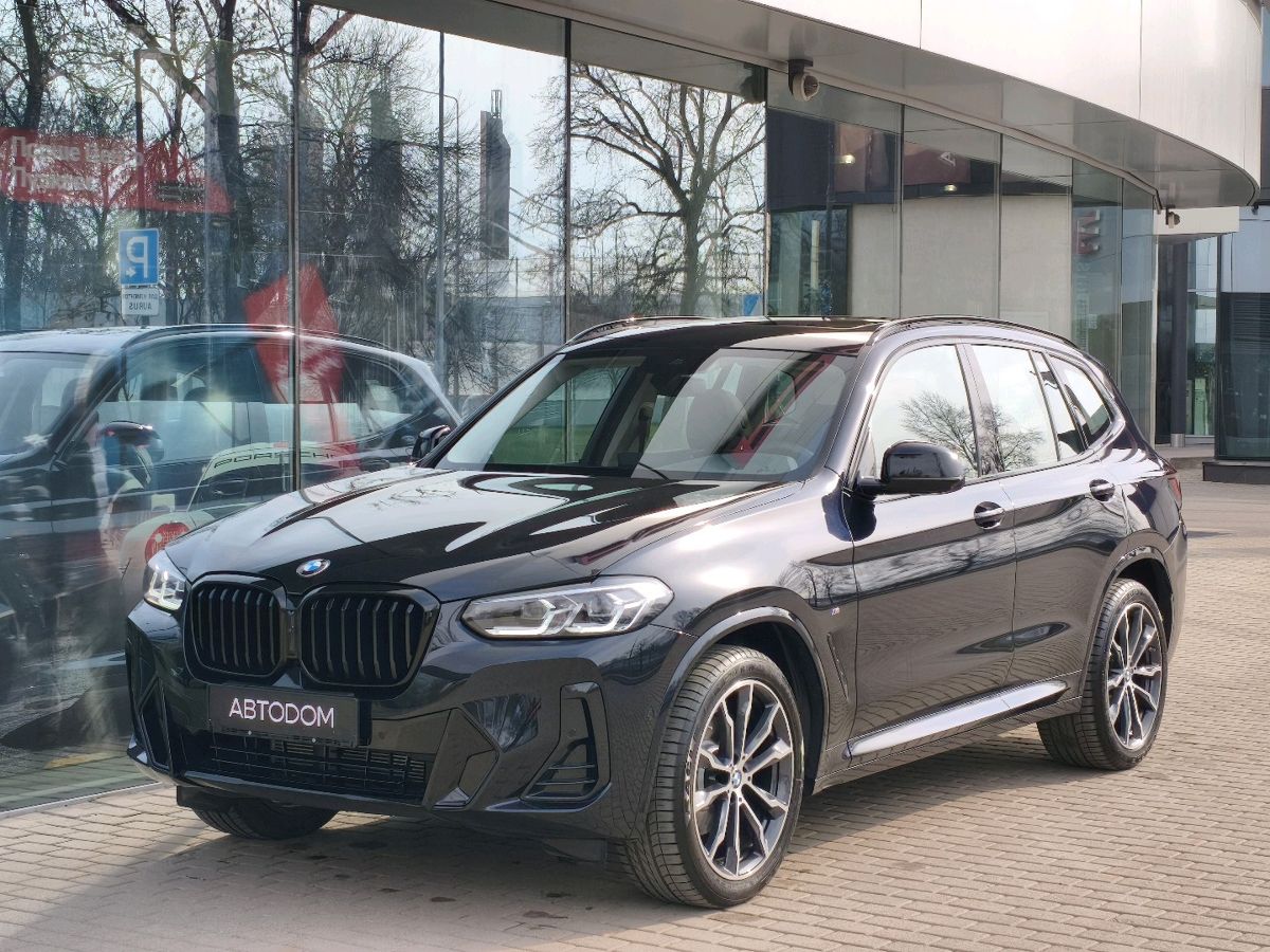 Автомобиль BMW X3 III (G01) [рестайлинг] 2.0 AT 4WD (245 л.с.) Base Чёрный 2024 с пробегом 5 141 км
