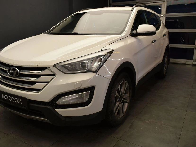 Hyundai Santa Fe III поколение (DM) 2.4 AT 4WD (175 л.с.) Dynamic Белый 2014 с пробегом 262 238 км