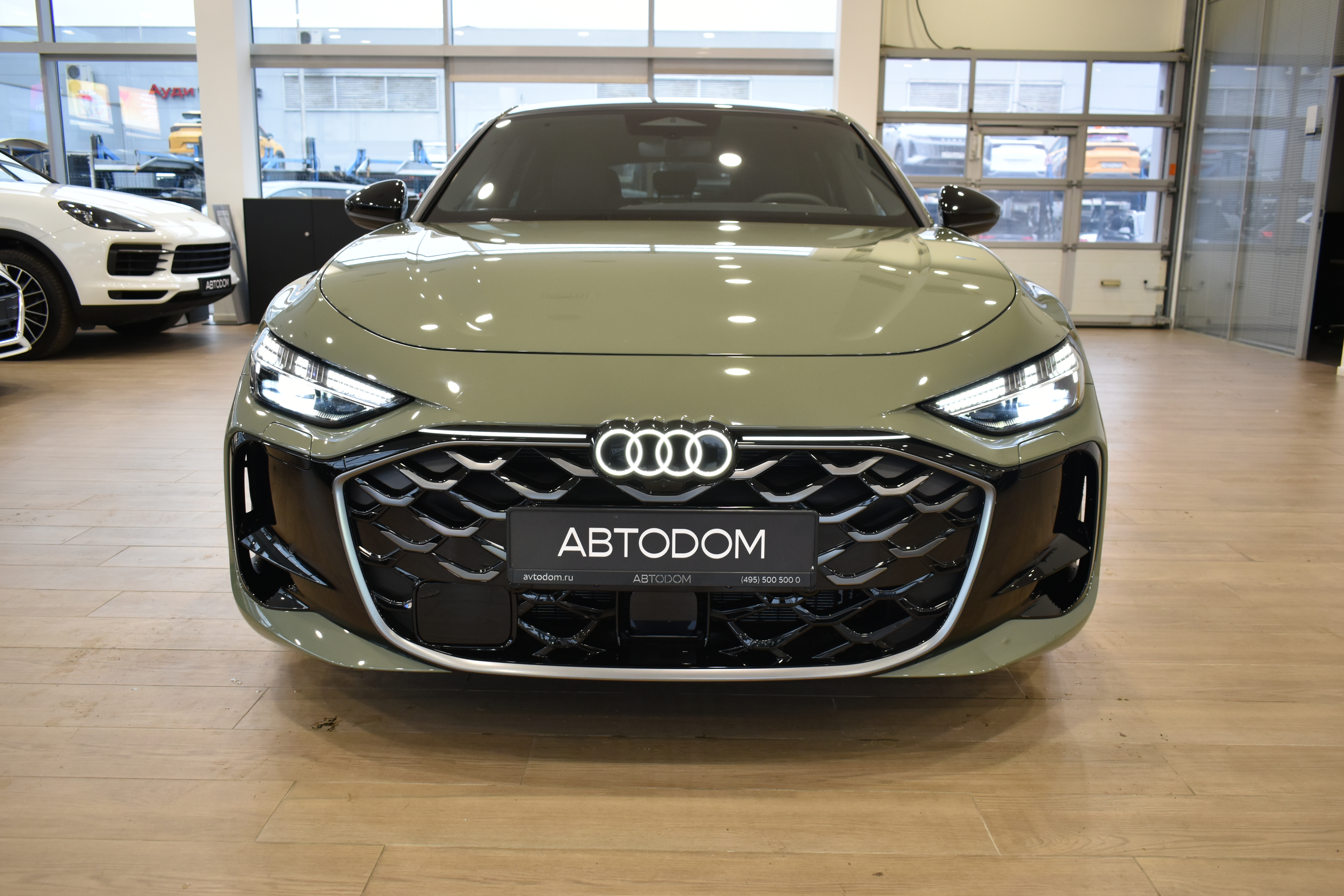 Автомобиль Audi A5 III поколение (B10) 2.0 AMT 4WD (204 л.с.) Base Зелёный 2025 