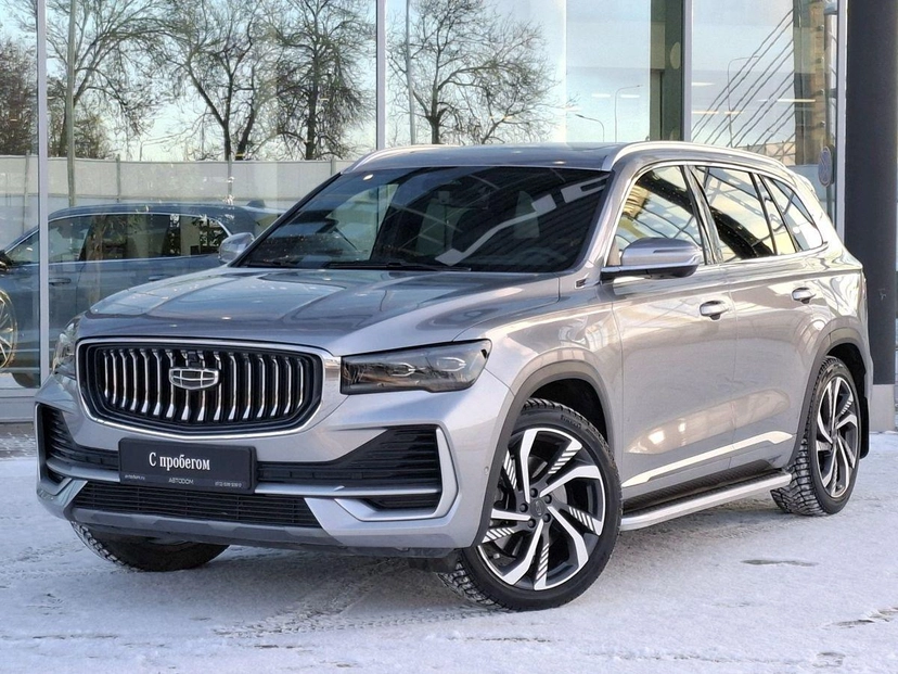 Автомобиль Geely Monjaro I поколение 2.0 AT 4WD (238 л.с.) Flagship Серый 2024 с пробегом 28 595 км