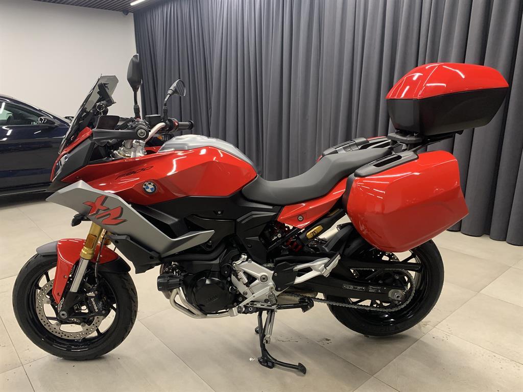 Мотоцикл BMW Motorrad F 900 XR I поколение F 900 XR Base Красный 2022 с пробегом 2 916 км