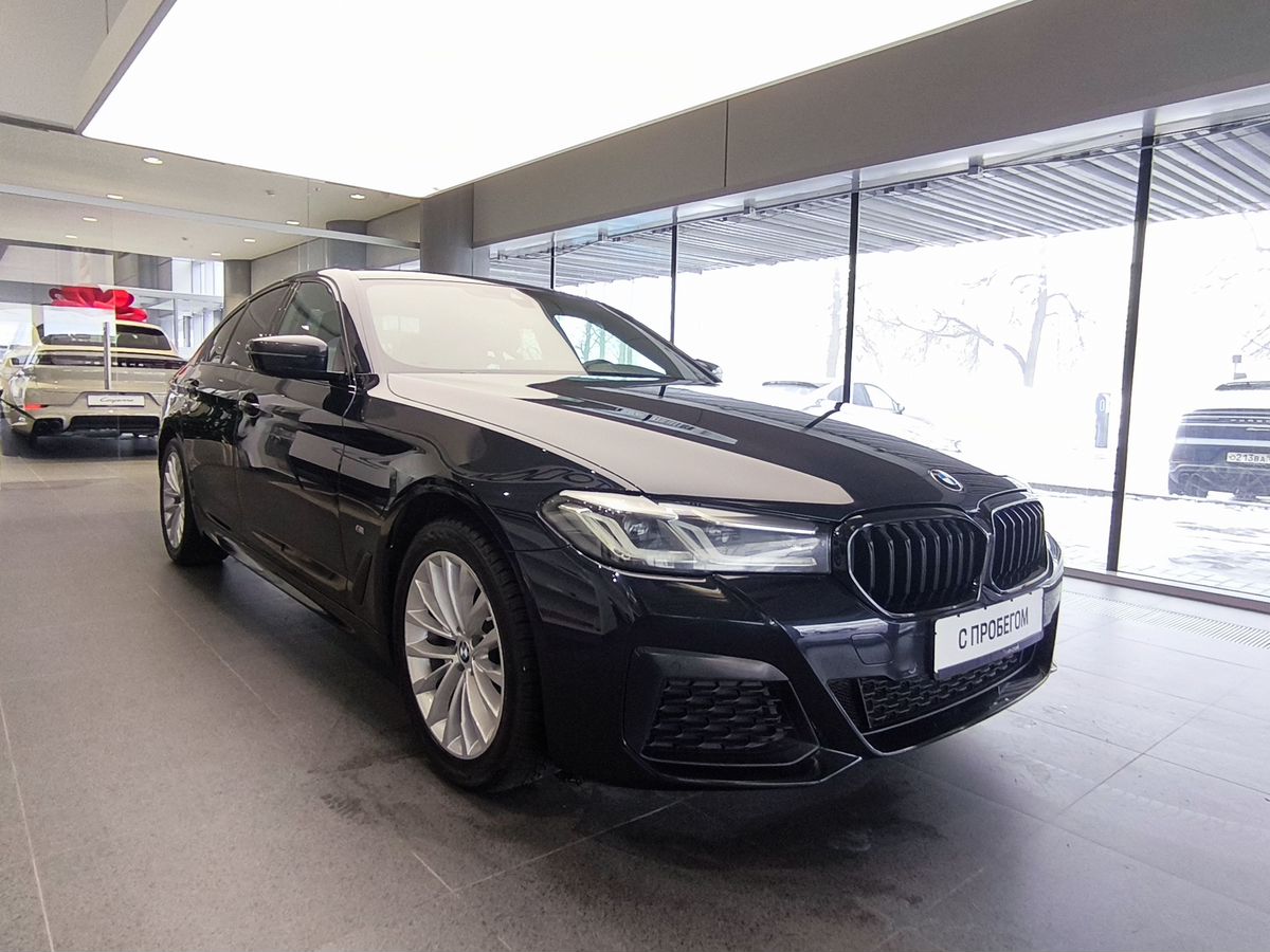 Автомобиль BMW 5 серии VII (G30/G31) [рестайлинг] 520 2.0d AT 4WD (190 л.с.) M Sport Pure Чёрный 2021 с пробегом 111 857 км
