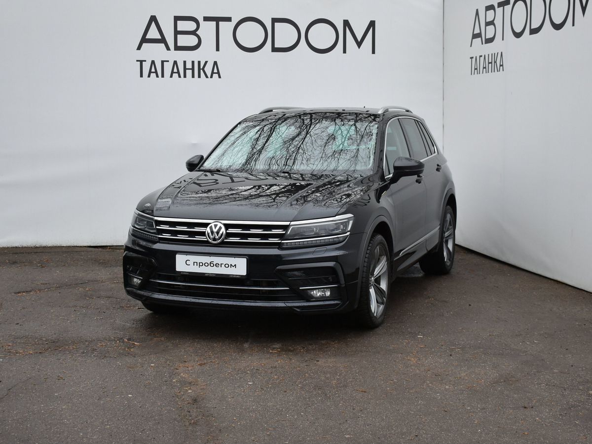 Автомобиль Volkswagen Tiguan II поколение 2.0d AMT 4WD (150 л.с.) Sportline Чёрный 2017 с пробегом 161 512 км
