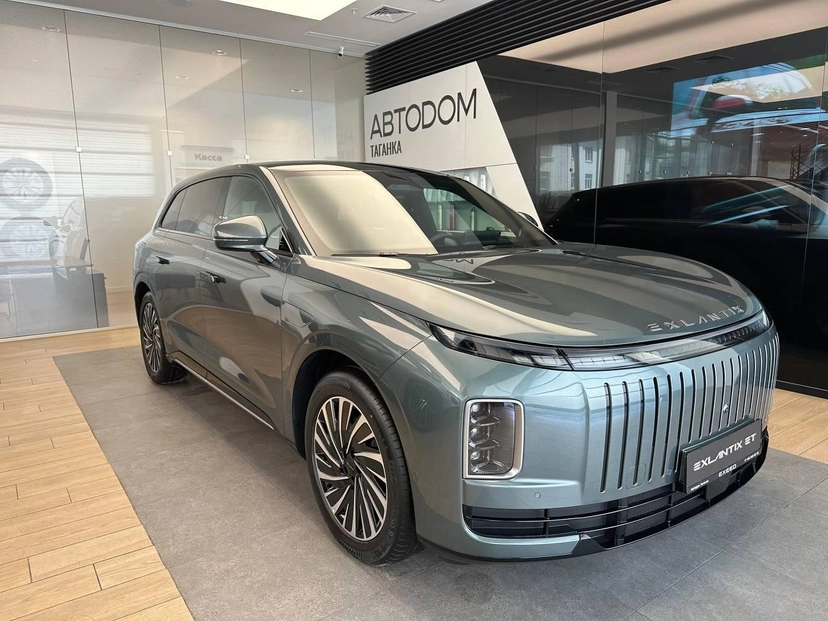 Автомобиль EXEED EXLANTIX ET I поколение 1.5hyb AT 4WD (469 л.с.) Top Серый 2025