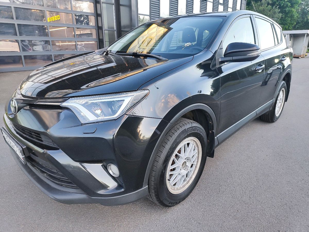 Toyota RAV4 IV (XA40) [рестайлинг] 2.0 CVT 4WD (146 л.с.) Комфорт Чёрный 2015 с пробегом 274 654 км
