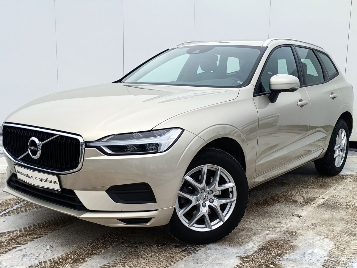 Автомобиль Volvo XC60 II поколение 2.0d AT 4WD (190 л.с.) Momentum Бежевый 2019 с пробегом 25522 км