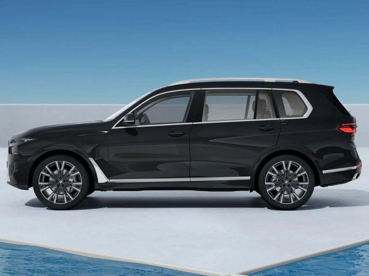 Автомобиль BMW X7 I (G07) [рестайлинг] 3.0d AT 4WD (340 л.с.) M Sport Белый 2023 с пробегом 25 000 км