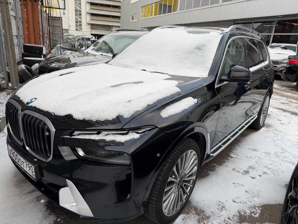 Автомобиль BMW X7 I (G07) [рестайлинг] 3.0d AT 4WD (340 л.с.) xDrive40d Чёрный 2023 с пробегом 85 495 км