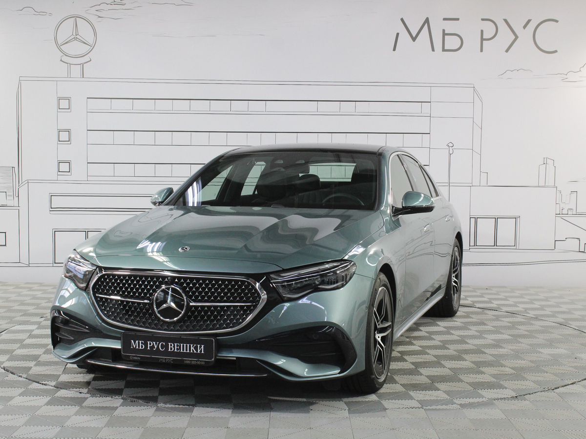 Автомобиль Mercedes-Benz E-Класс VI поколение (W214/S214) 2.0 AT 4Matic (258 л.с.) AMG Line Зелёный 2025 с пробегом 10 км