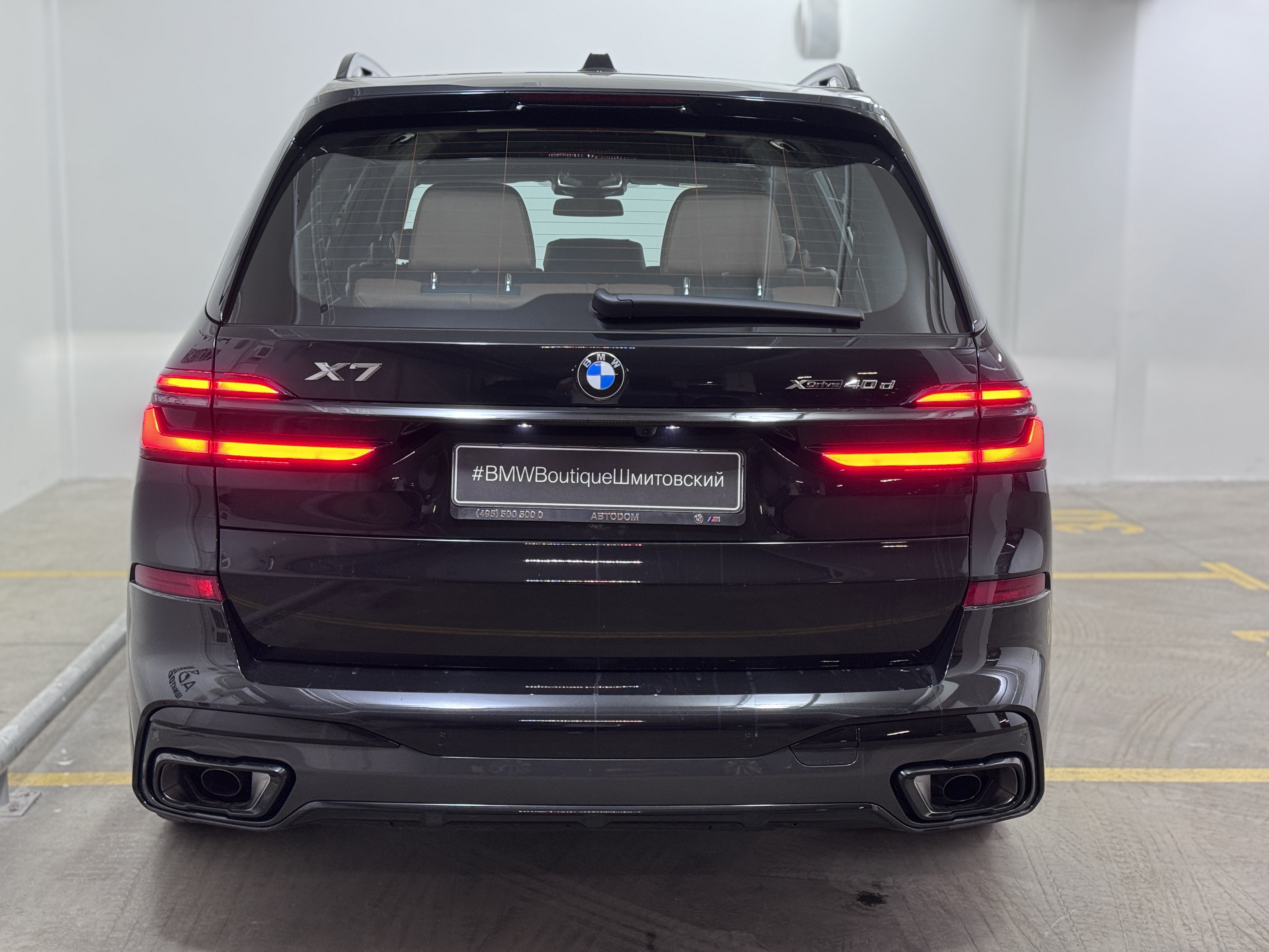 Автомобиль BMW X7 I (G07) [рестайлинг] 3.0d AT 4WD (340 л.с.) Base Чёрный 2025 