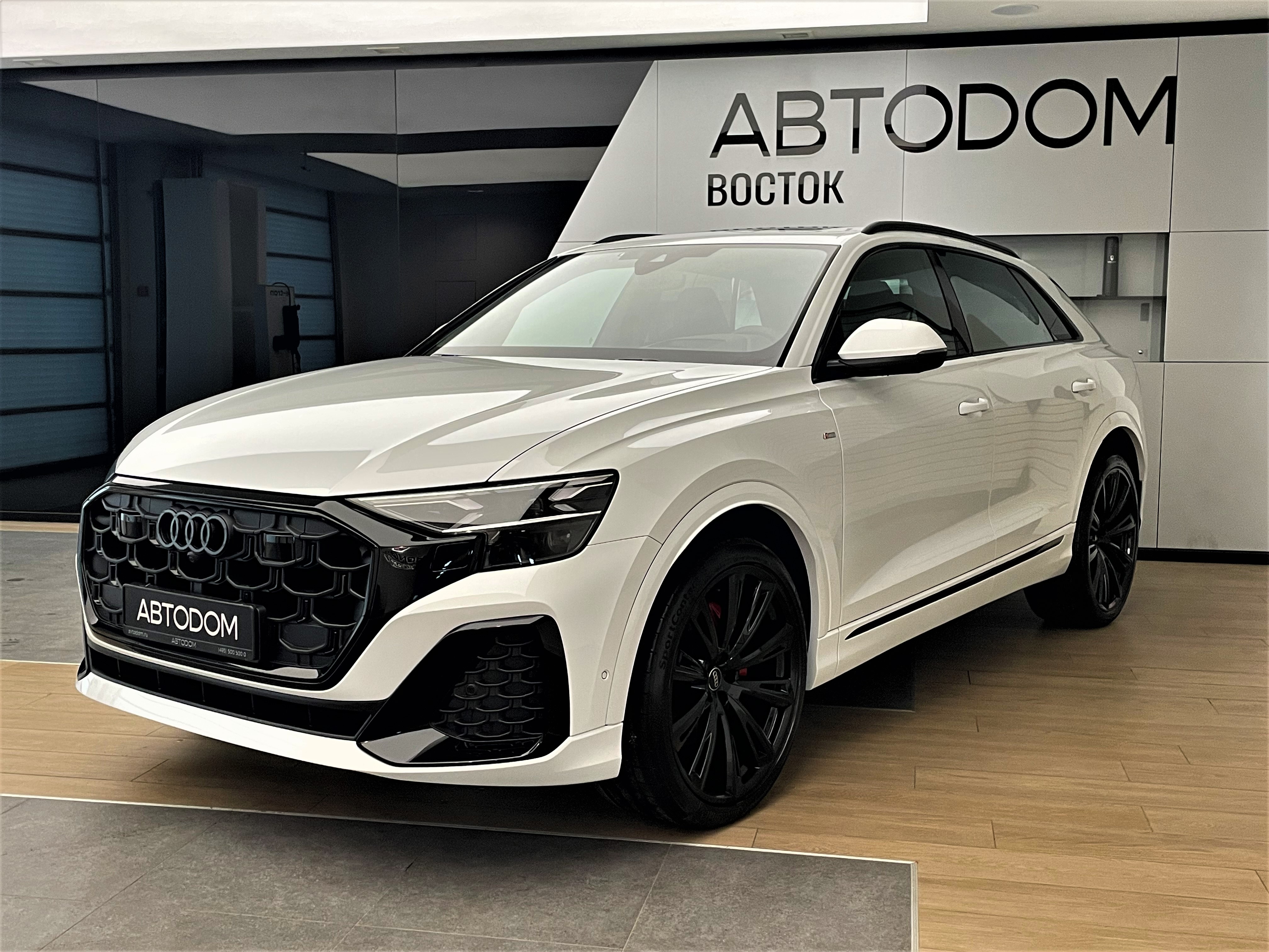 Audi Q8 I (4M) [рестайлинг] 3.0d AT 4WD (249 л.с.) 45 TDI quattro tiptronic Белый 2025 