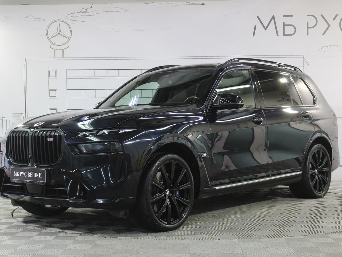 BMW X7 I (G07) [рестайлинг] 4.4 AT 4WD (530 л.с.) Base Чёрный 2022 с пробегом 75 182 км