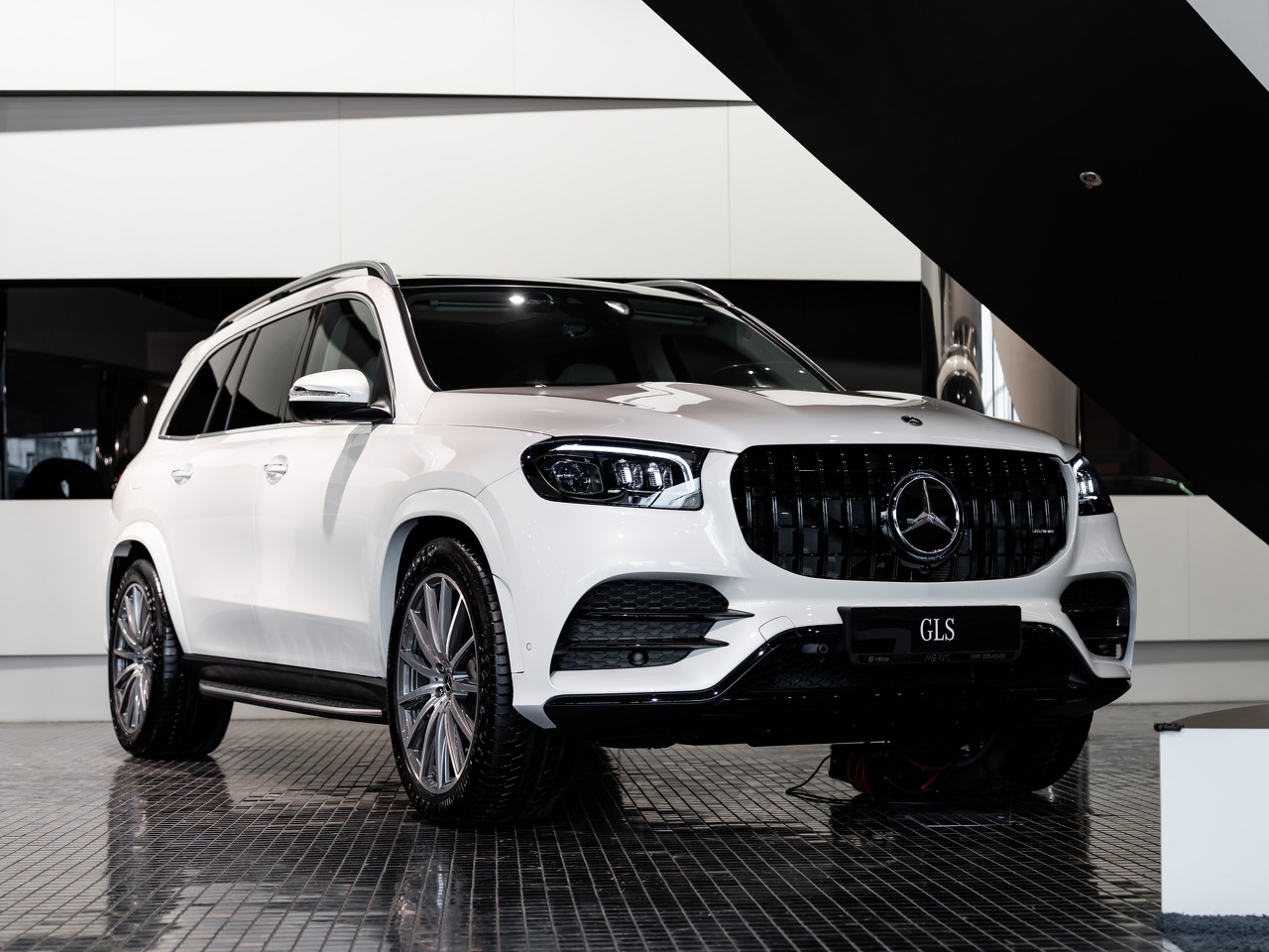 главное изображение транспортного средства