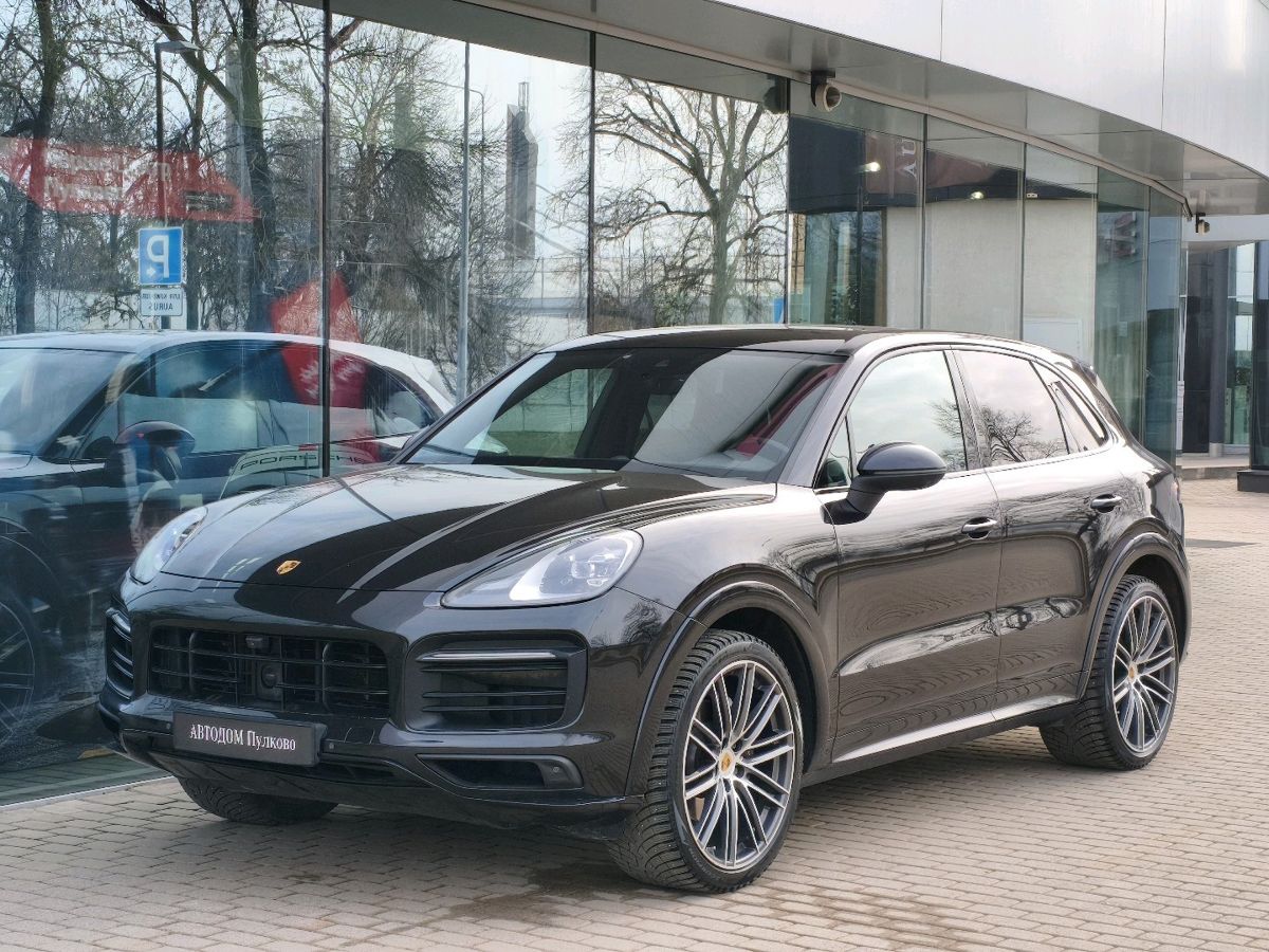 Автомобиль Porsche Cayenne III поколение 3.0 AT 4WD (340 л.с.) Base Чёрный 2019 с пробегом 81 733 км