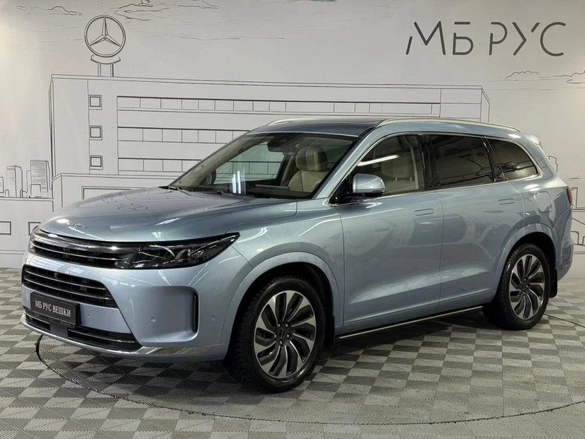 Автомобиль Seres M7 I поколение 1.5hyb AT 4WD (439 л.с.) Premium 6 мест Голубой 2023 с пробегом 47 311 км