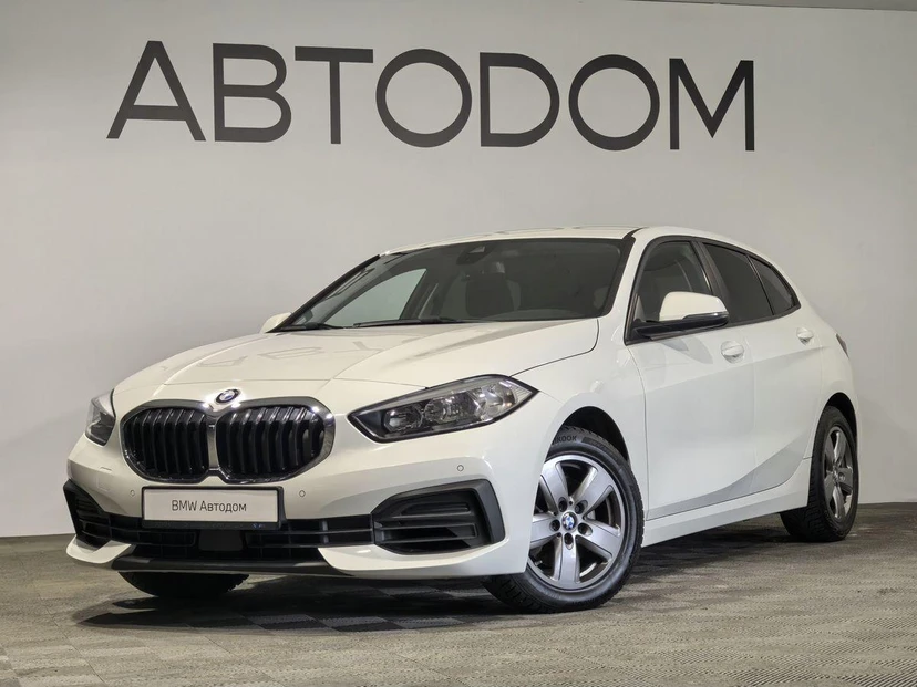 BMW 1 серии III поколение (F40) 118 1.5 AMT (140 л.с.) Base Белый 2019 с пробегом 99 672 км