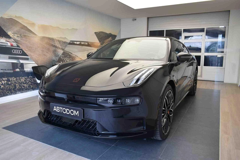 Автомобиль ZEEKR 001 I поколение 100 kWh Electro AT 4WD (400 кВт) You Чёрный 2023