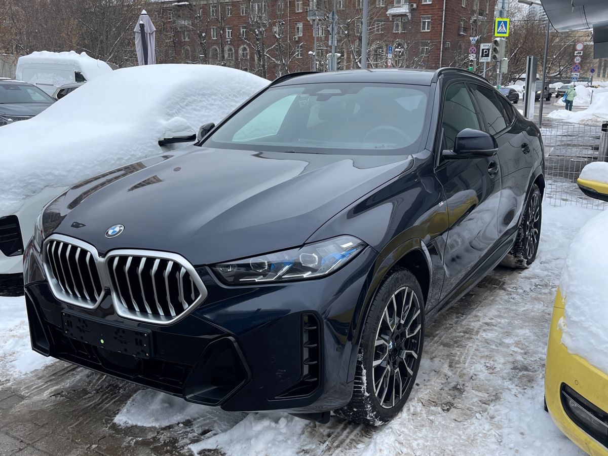 Автомобиль BMW X6 III (G06) [рестайлинг] 3.0 AT 4WD (381 л.с.) Base Чёрный 2024 с пробегом 7 703 км