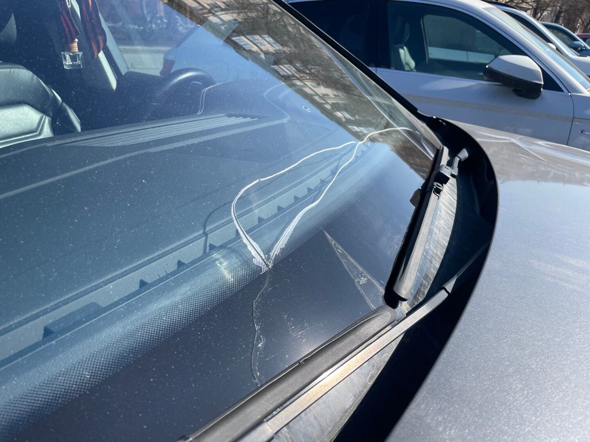 Автомобиль Volkswagen Touareg III поколение 3.0d AT 4WD (249 л.с.) R-Line Серый 2019 с пробегом 99 657 км